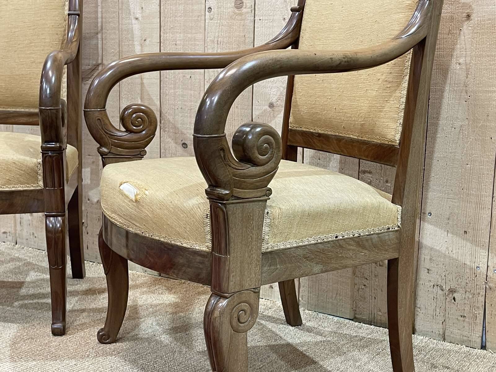 Pair of Restoration armchairs in mahogany from the end of the 19th century (fabric defects)