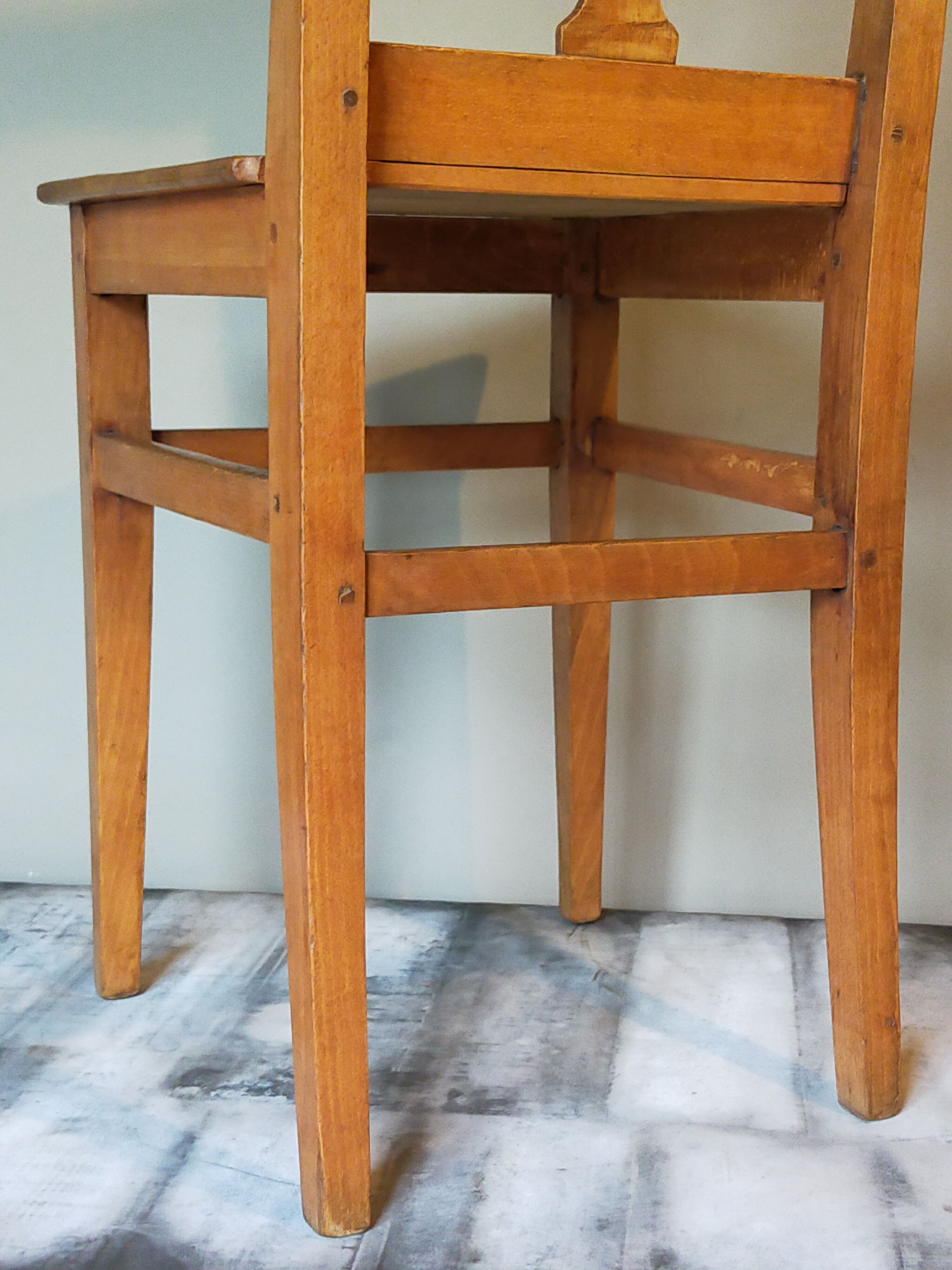 Chaise lorraine art populaire fin XIXème à dossier balustre