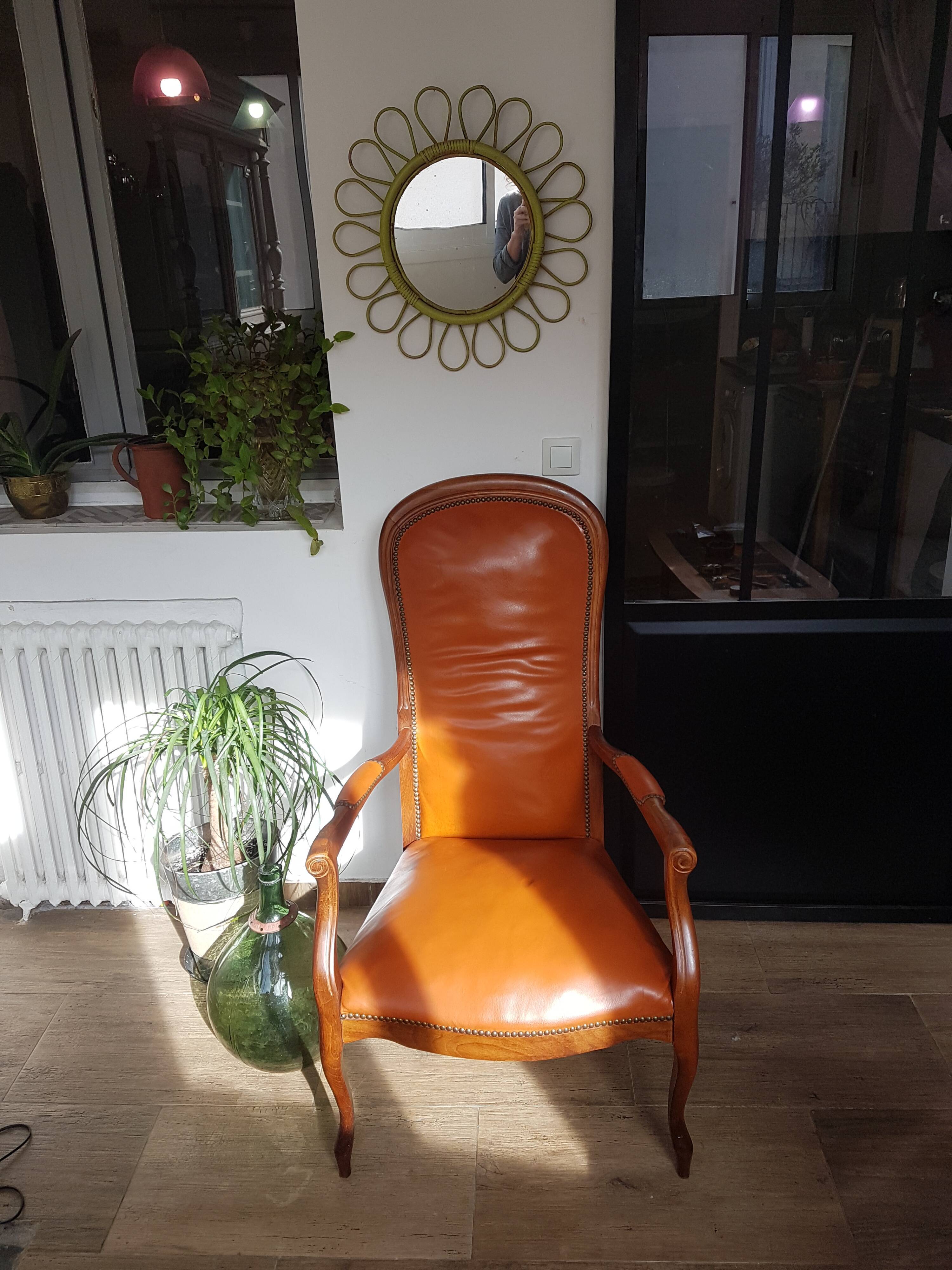 Fauteuil Voltaire en cuir
