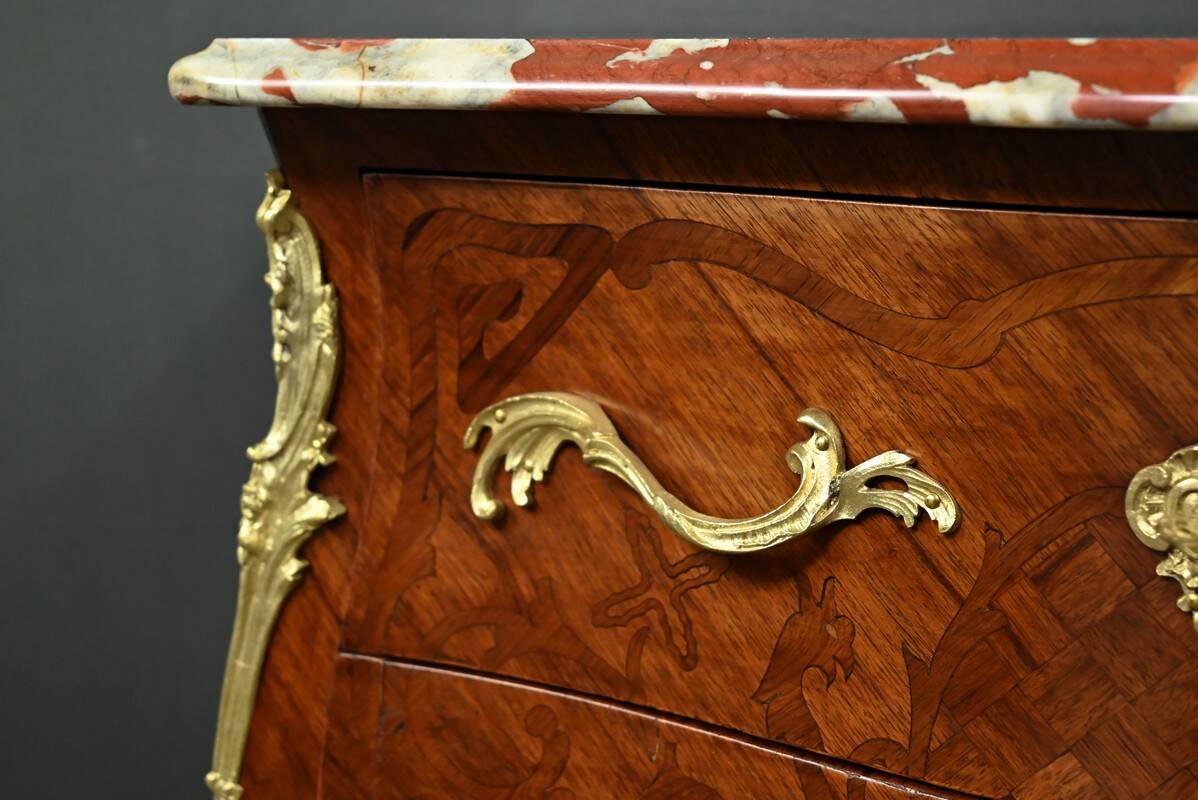 Mahogany chest of drawers, Louis XV style – 1st part of the 20th century