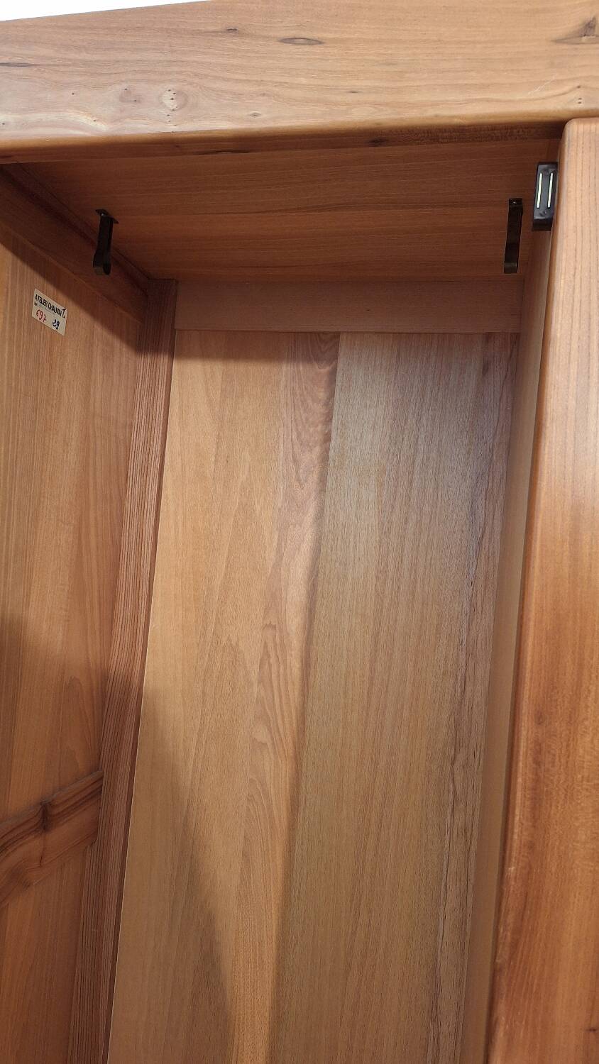 Armoire en orme Atelier Chauvin