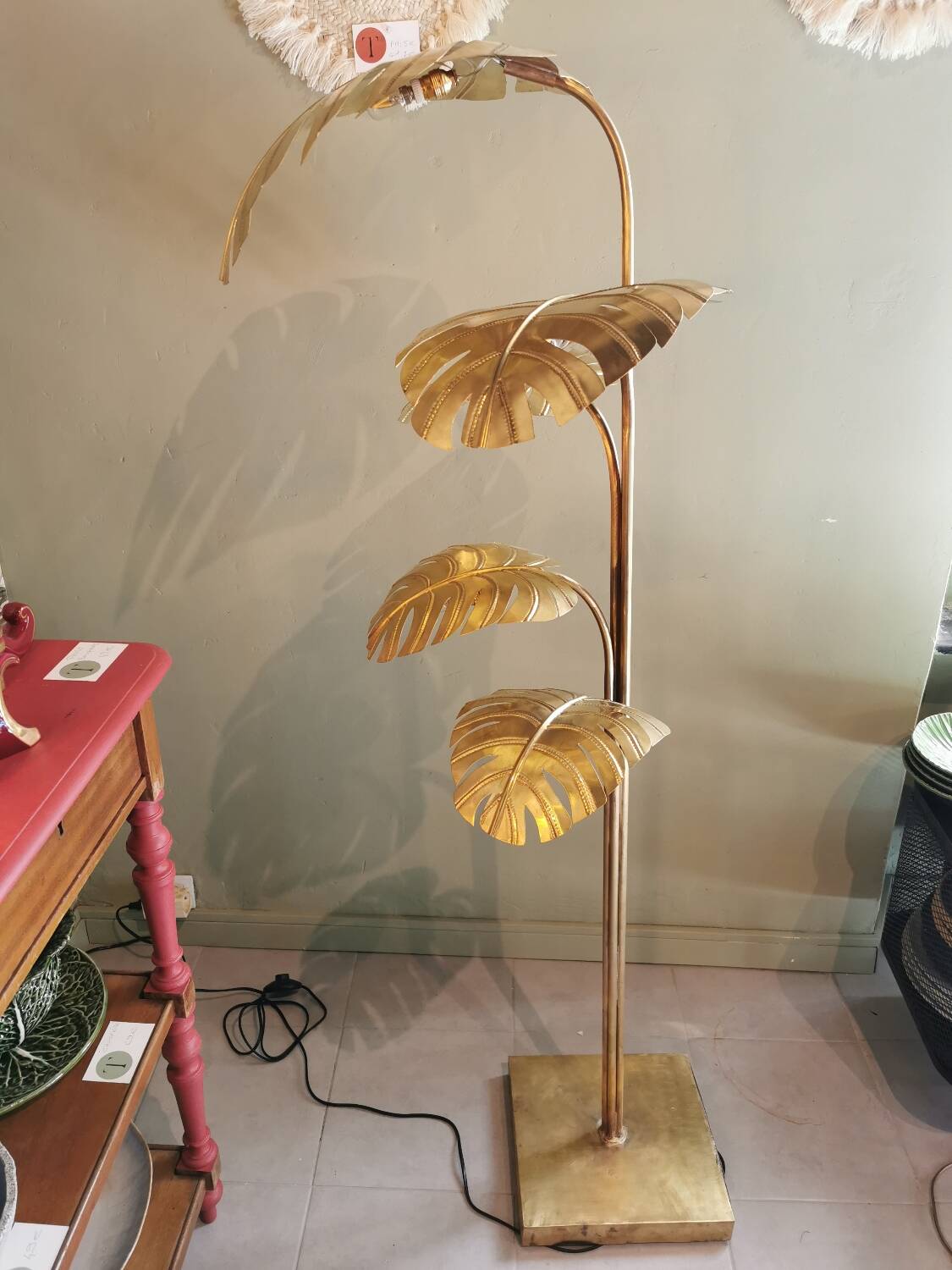 Solid brass plant-shaped floor lamp