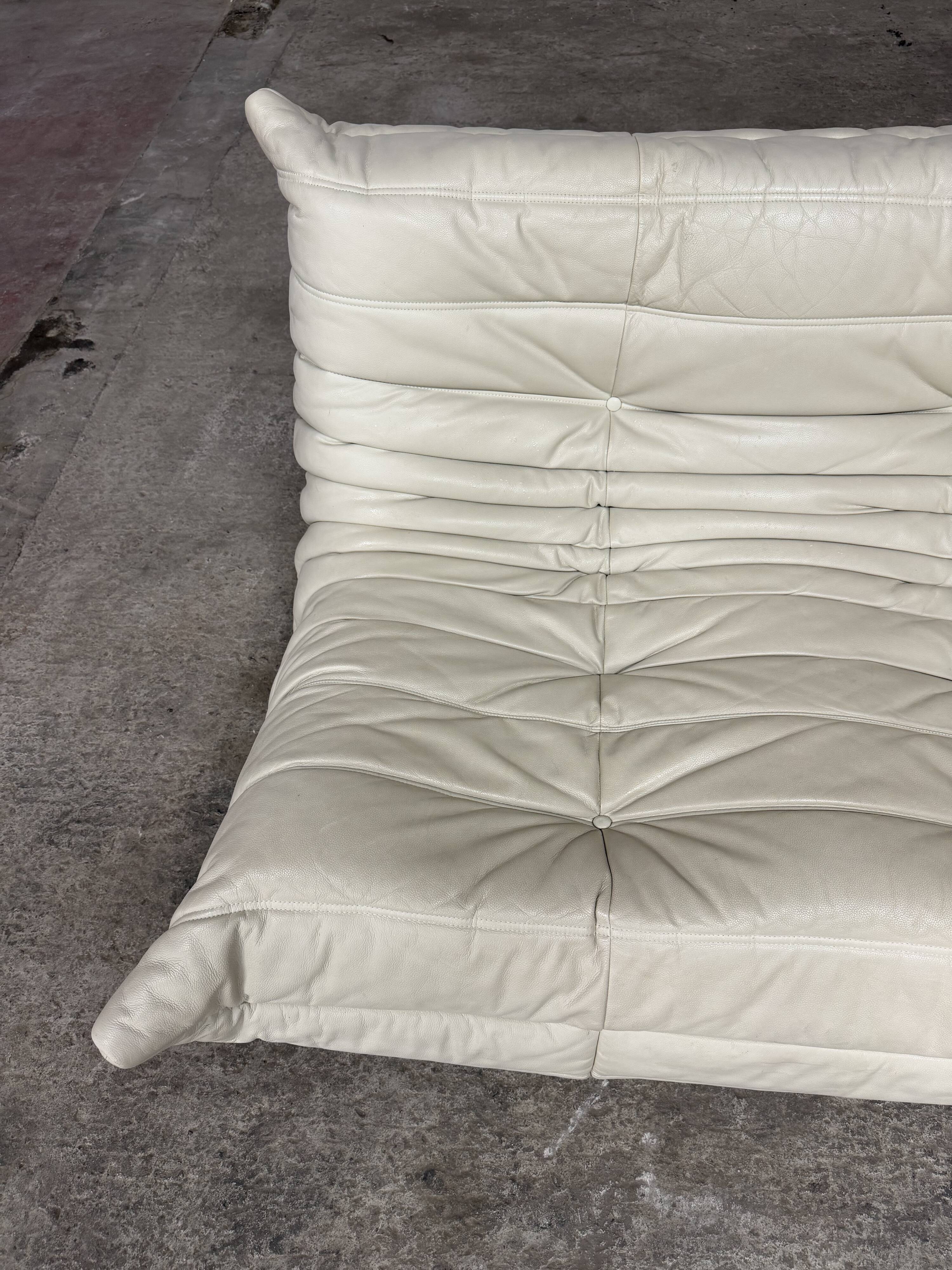 100% authentic ligne roset togo 3-seater beige leather in top condition!