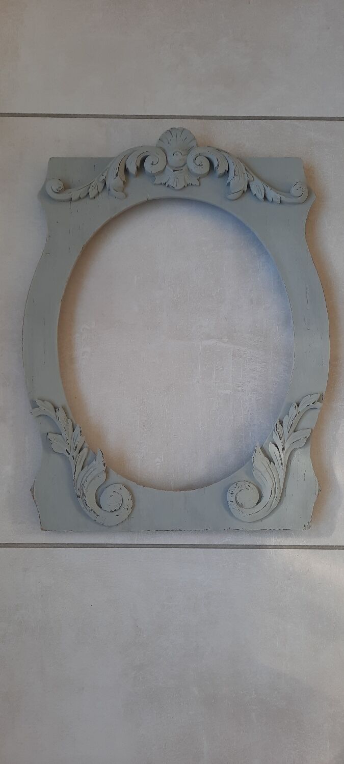 Bull's eye style frame