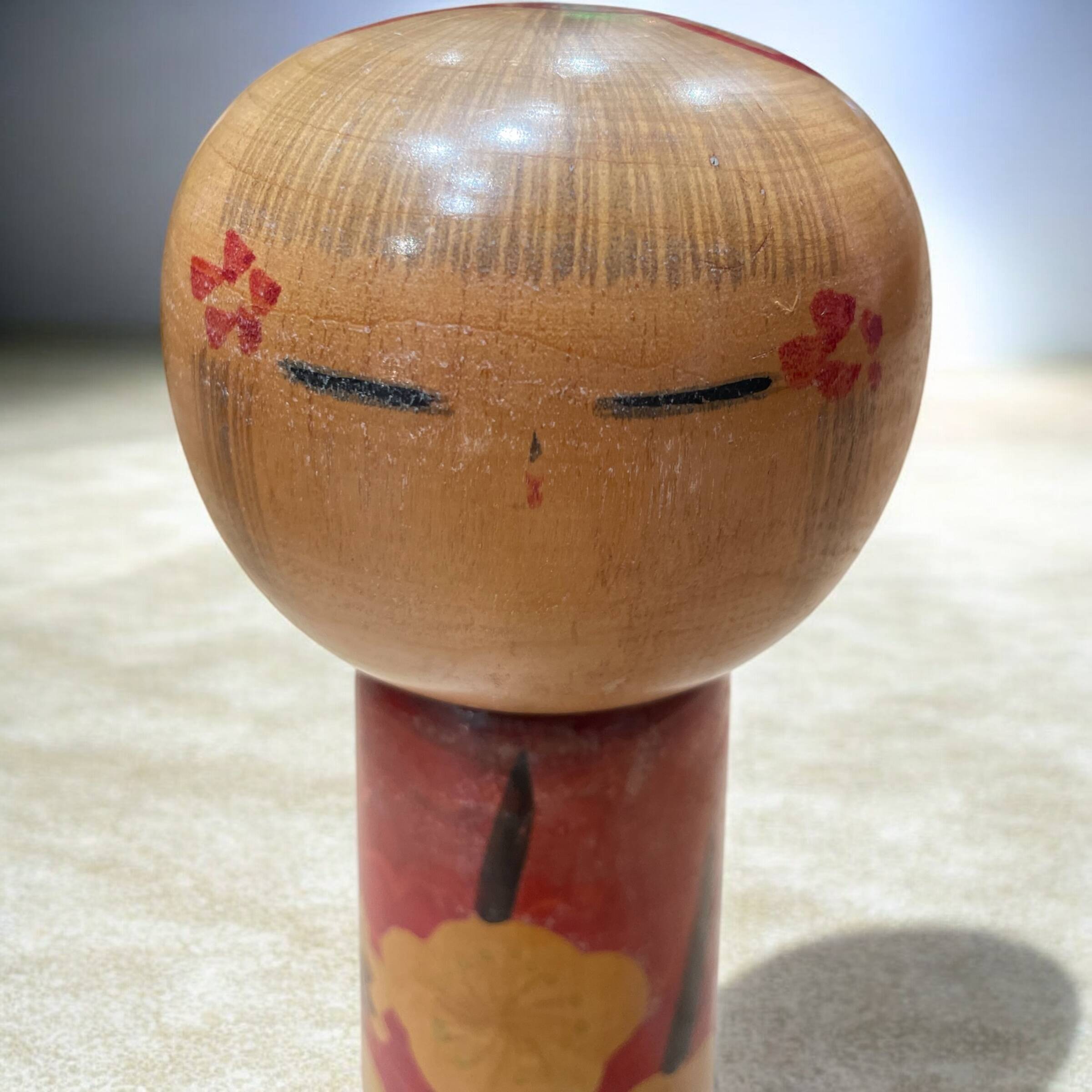 Rare creative kokeshi doll by master Uzuki Hakuhou.