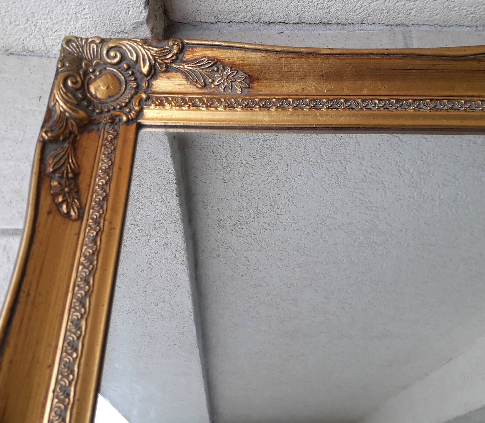 Rectangular gold mirror