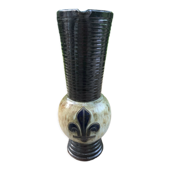 Ceramic fleur-de-lys vase. Belgian artists