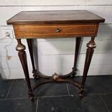 Napoleon III hairdresser in walnut and brass marquetry from the 19th century.
