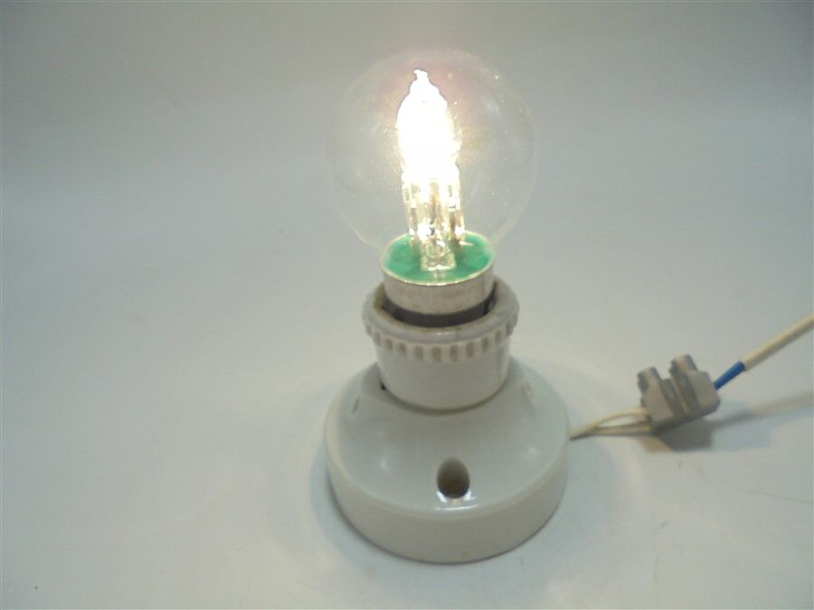 Porcelain wall lamp