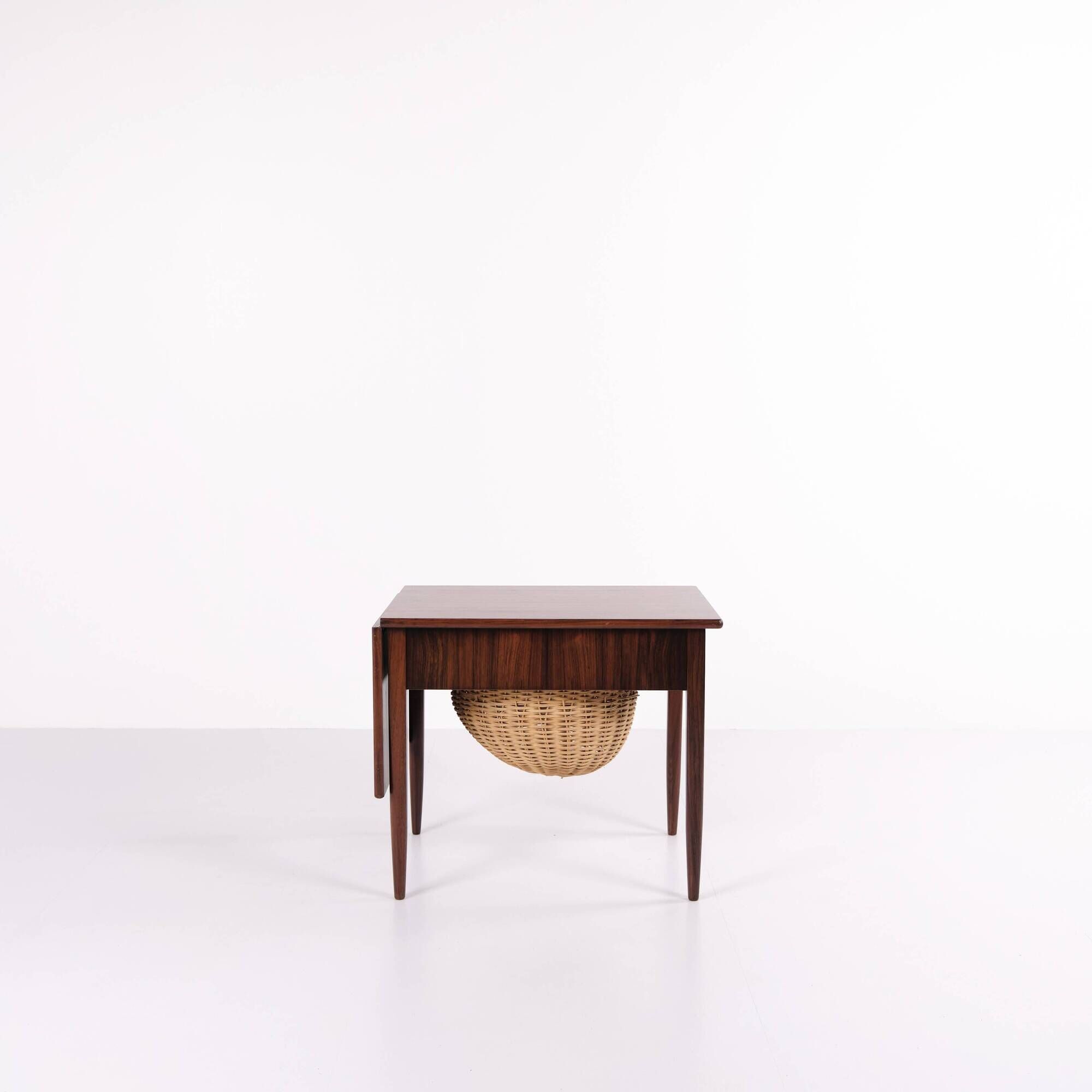 Foldable sewing table with drawer - Rosewood - Johannes Andersen - Silkeborg Furniture Factory - 1960s