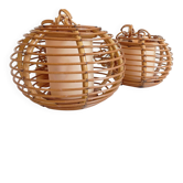 Lampes suspendues globe du milieu du siècle, en bambou et rotin, vers 1960.