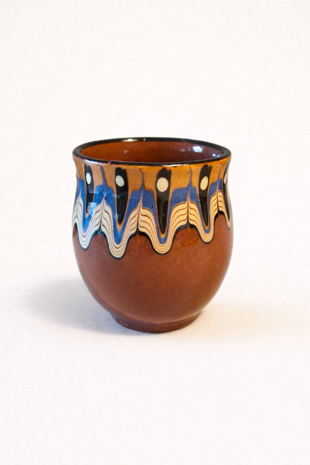 Set of 4 Bulgarian ceramic Troyan mugs from the 1970s, vintage glazed stoneware.