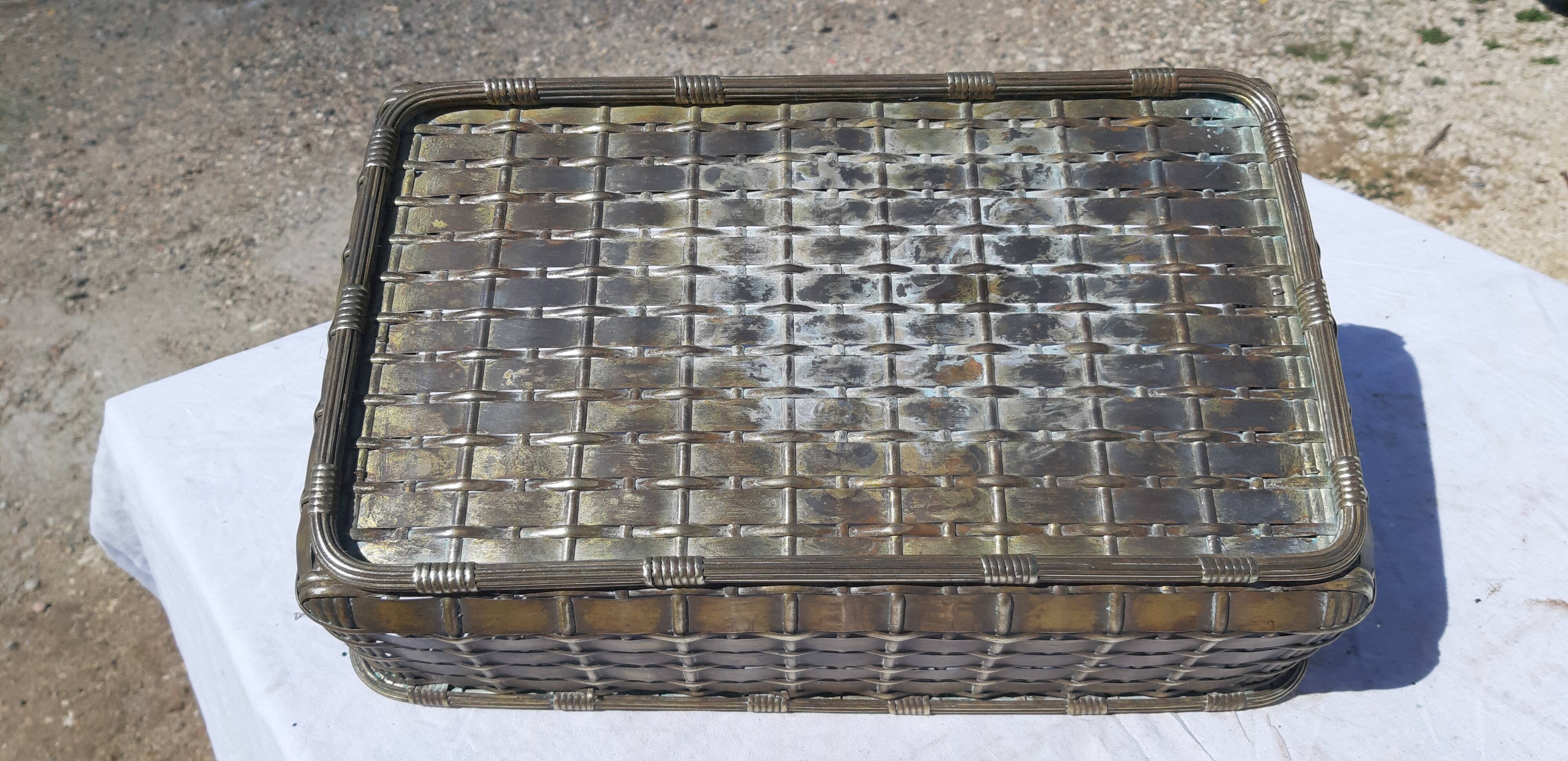 Basket braided in silver metal 19th