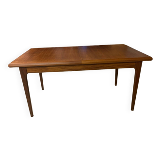 Scandinavian vintage table with extensions