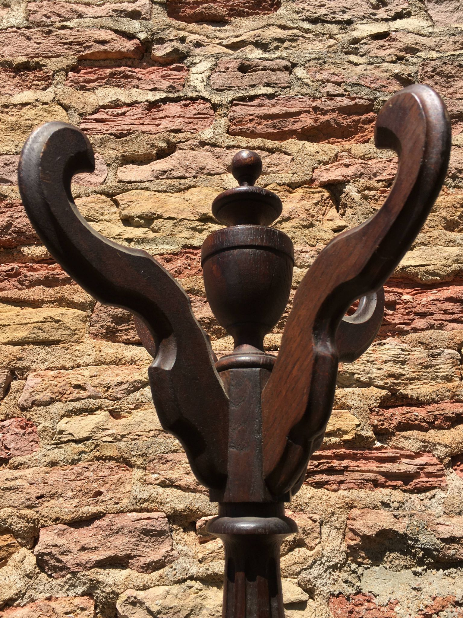 Portemanteau sur pied chêne et zinc
