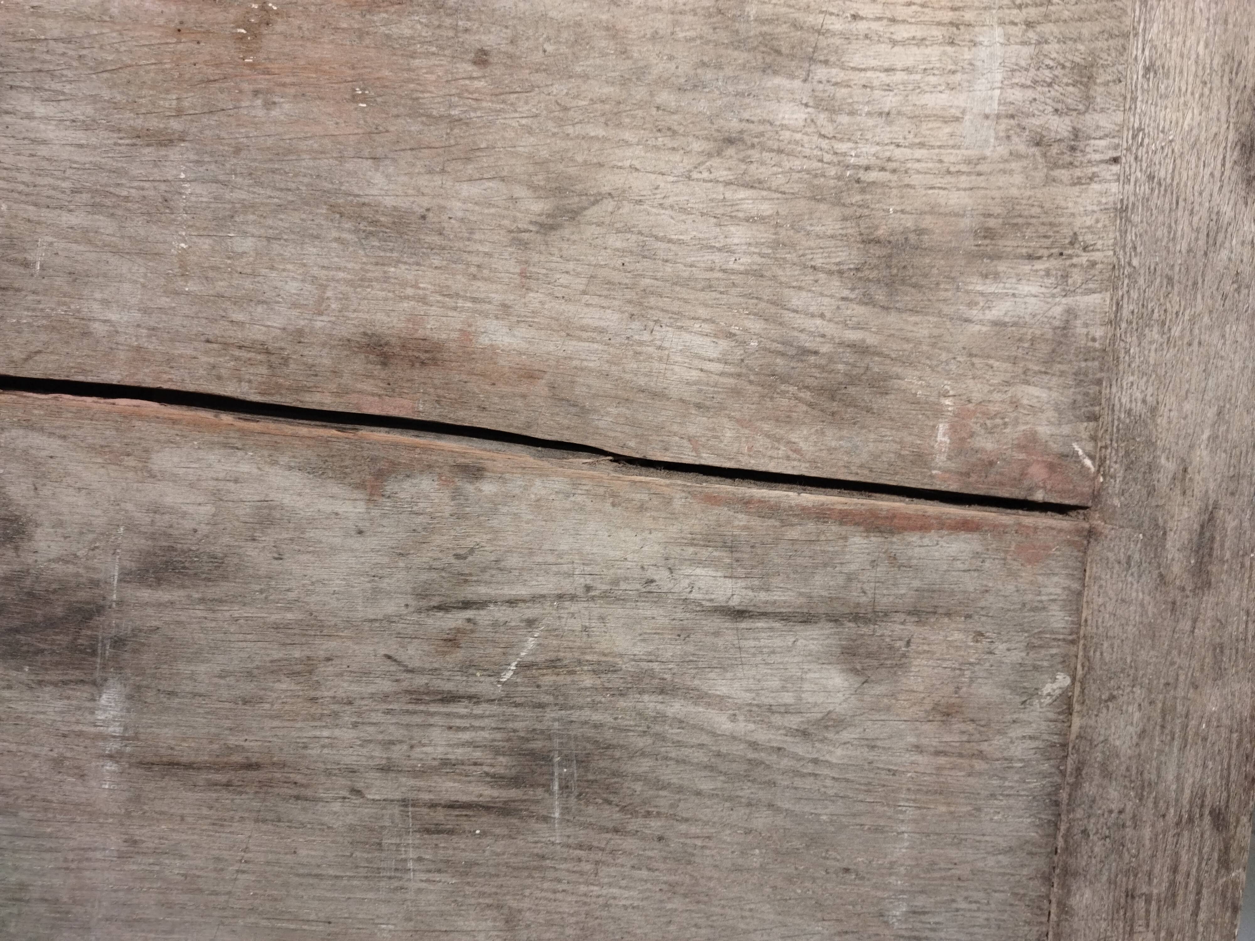 Desktop foot spindles