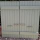 Paire de volets en bois pentures fer