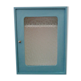 Armoire à pharmacie
