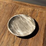 Petrified wood vide poche, circular dish or plate in light beige D25.