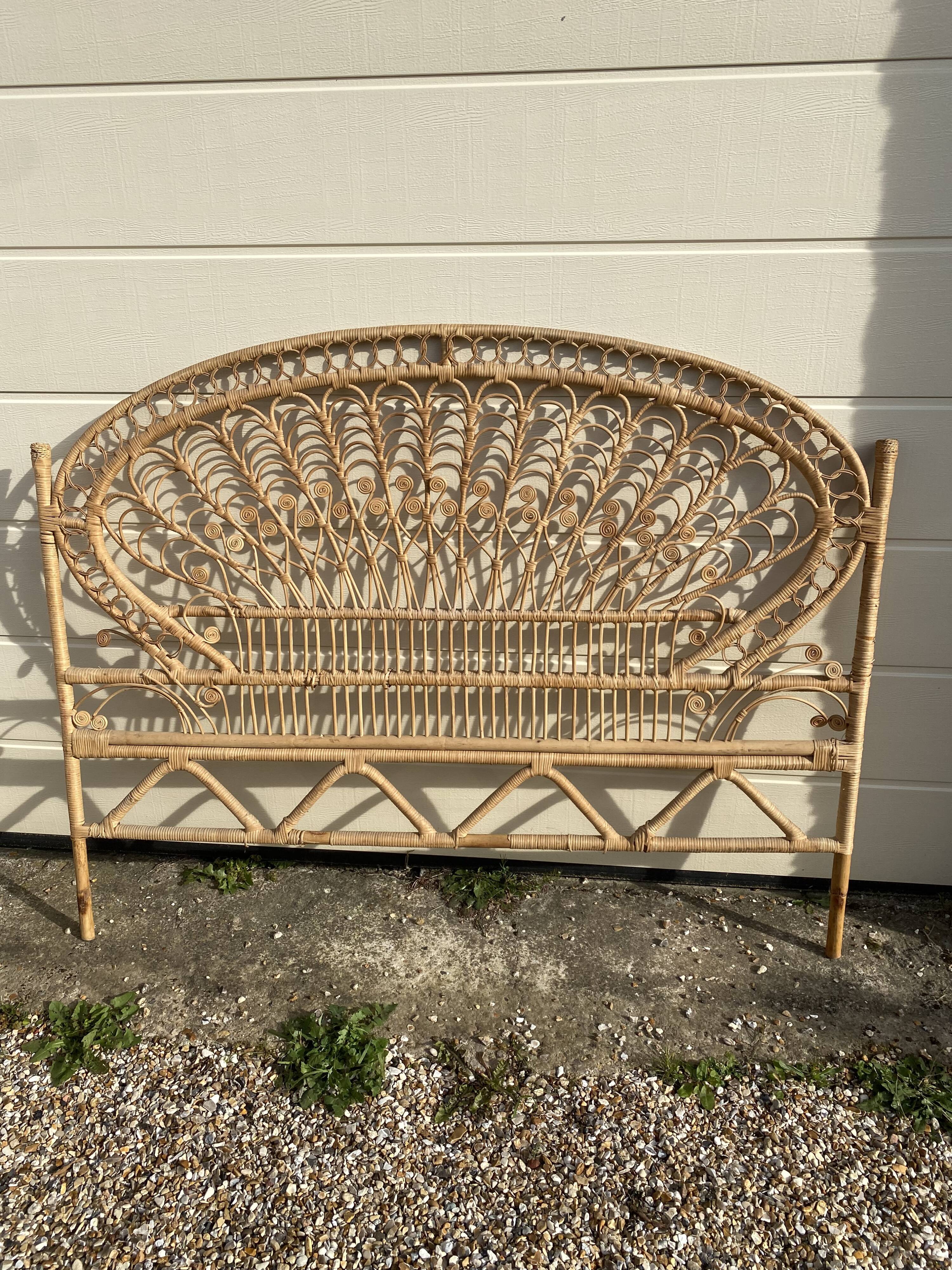 Rattan headboard Peacok 2 seats