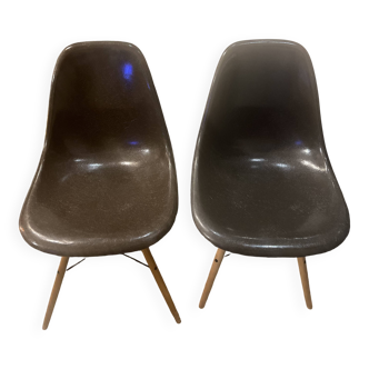 Lot of 2 brown DSW chairs in light oak, Eames, Herman Miller, vintage.