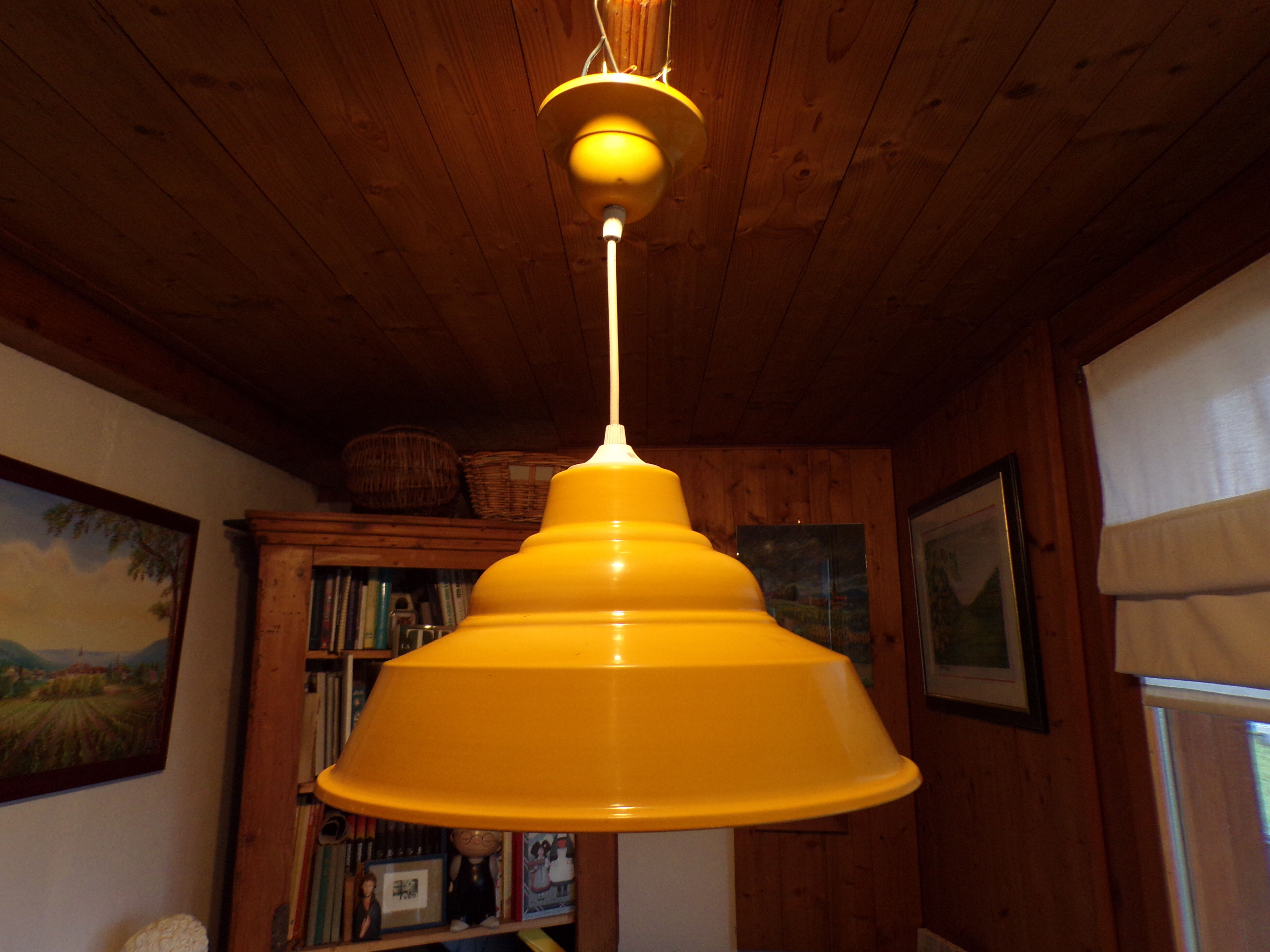 Yellow suspension JP Ryckaert