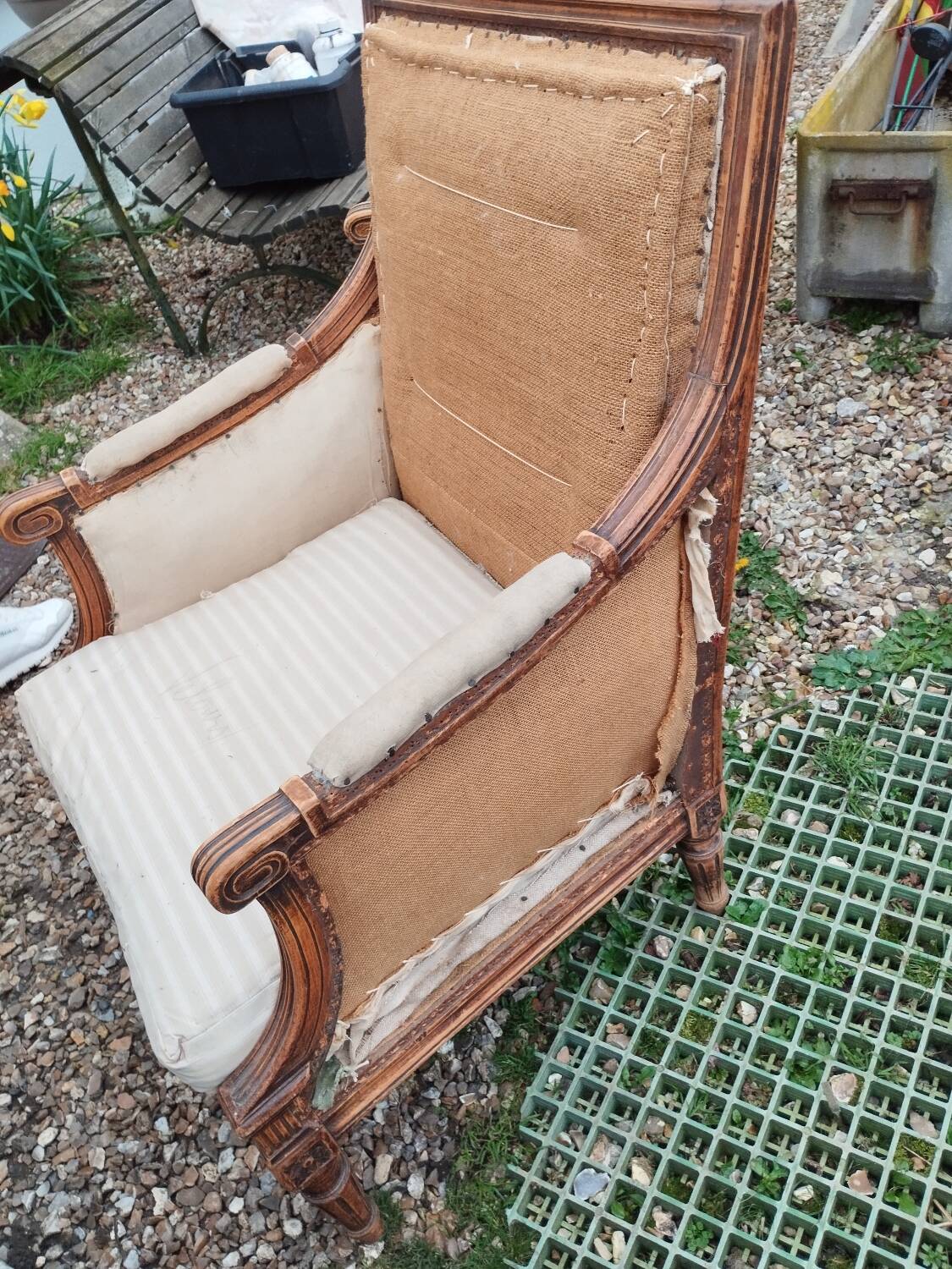 Paire de fauteuils anciens style louis xvi