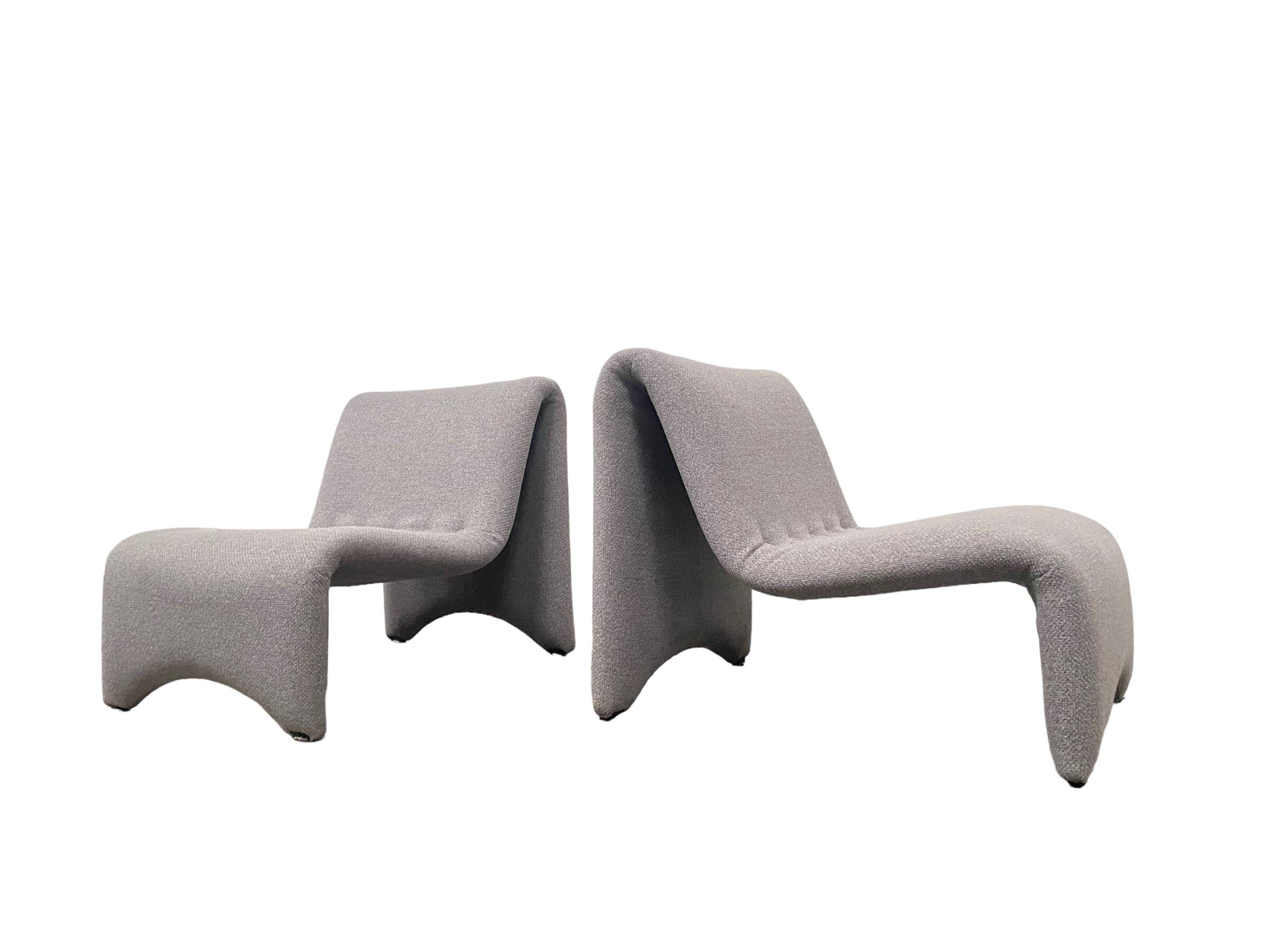 Set of 2 lounge chairs, 1970s