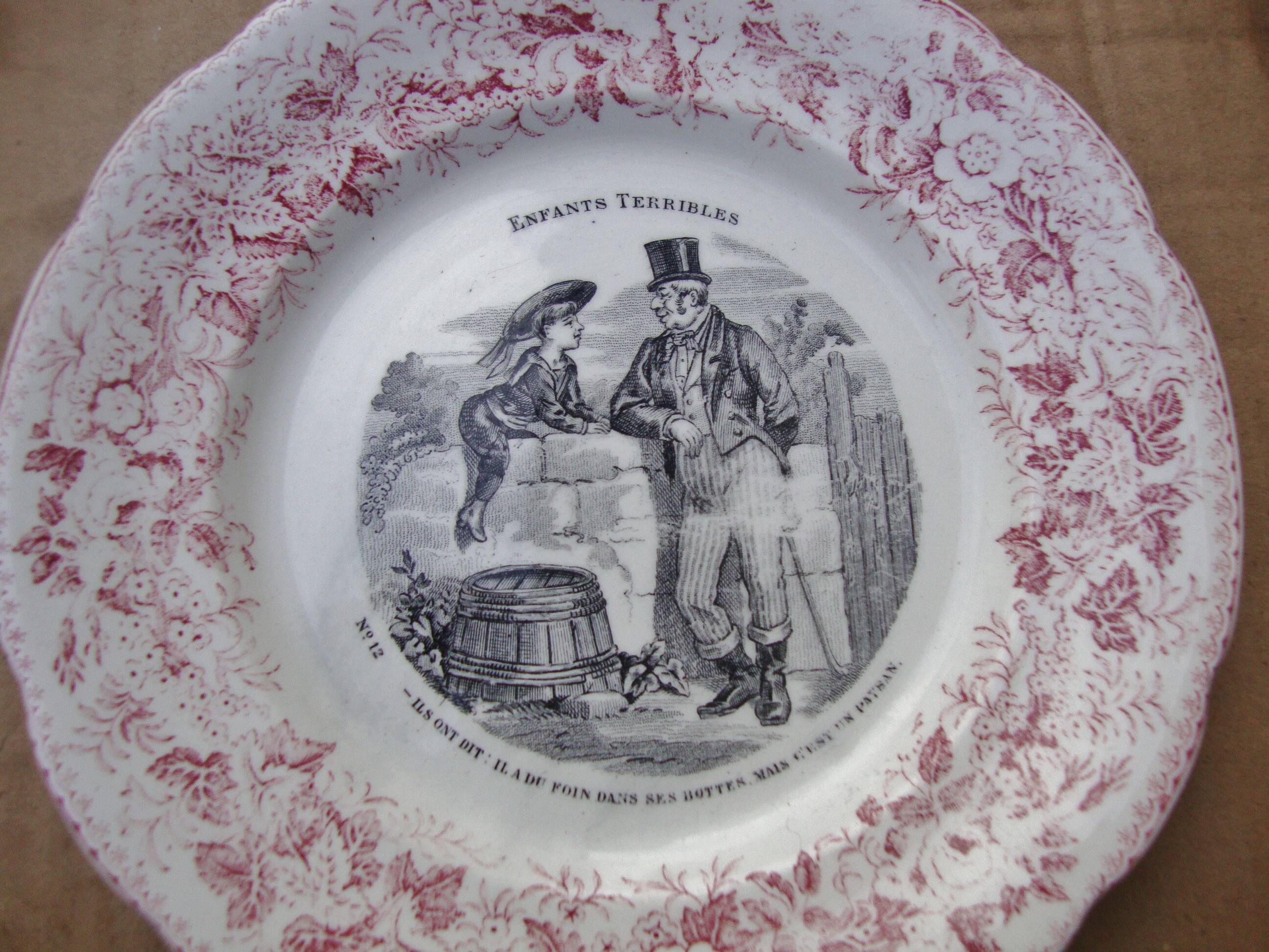 4 lm & cie creil and monteras “les enfants terribles” plates