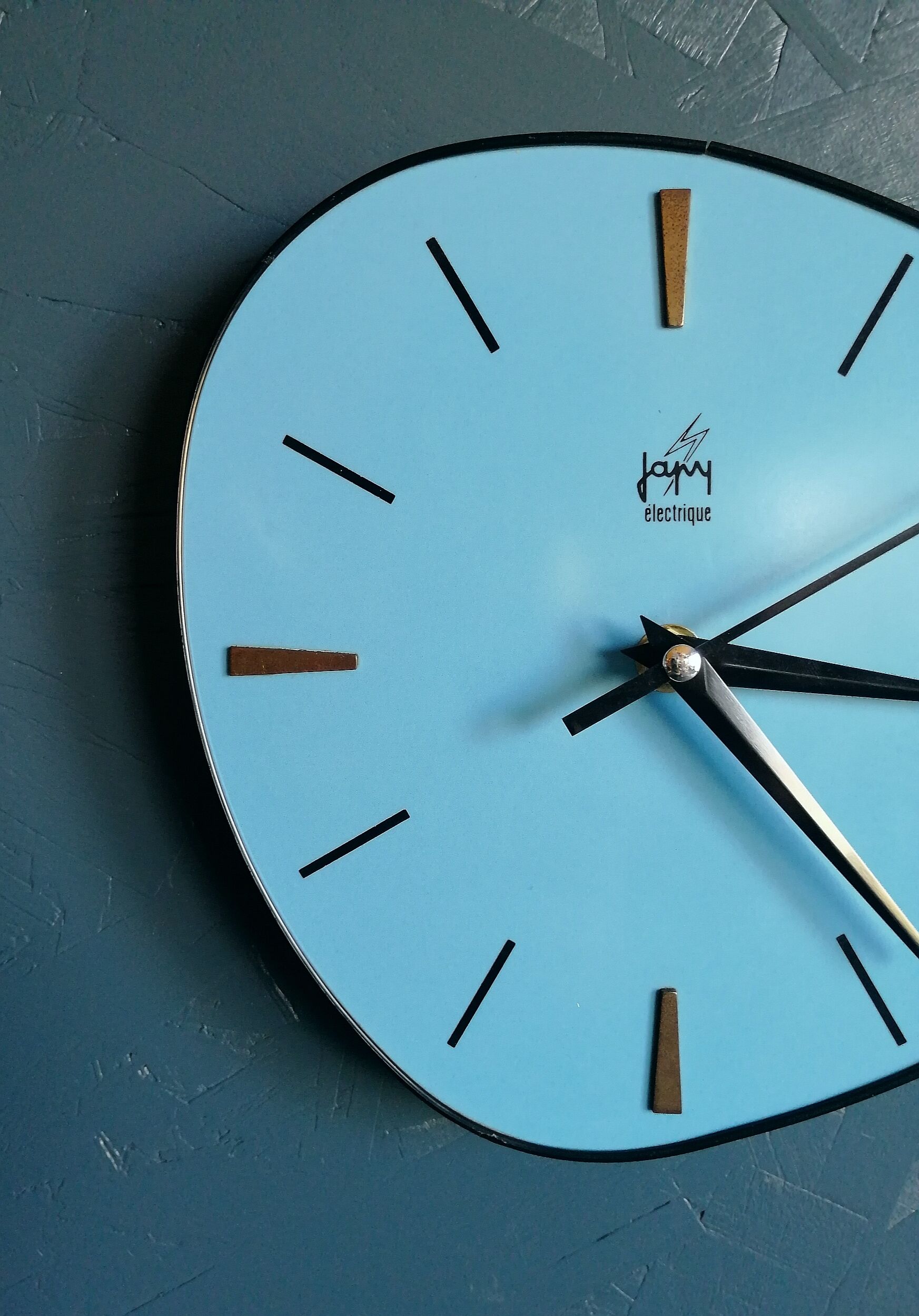 Vintage clock, "Japy Electric Blue" pendulum