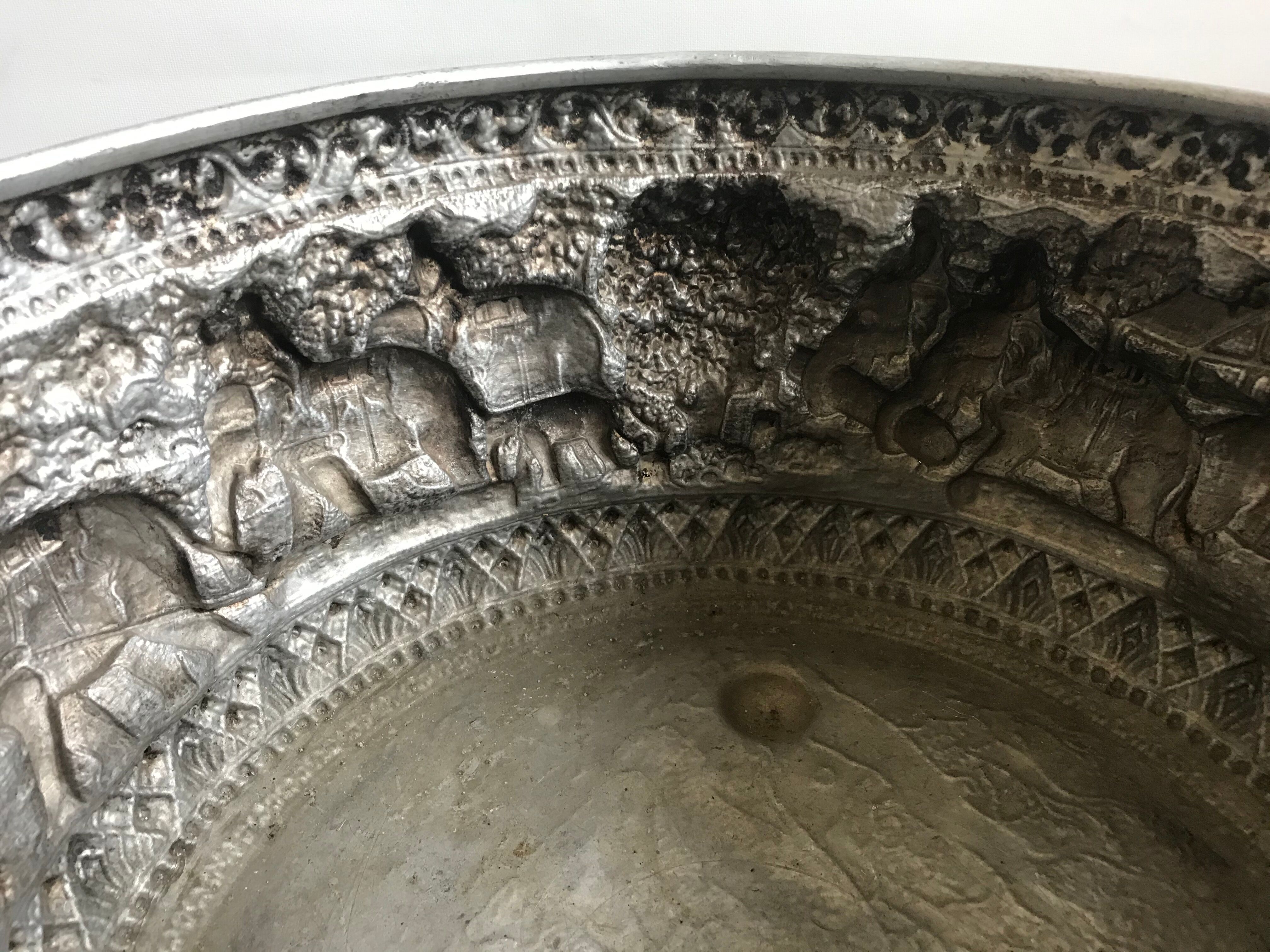 Hammered metal pot cover