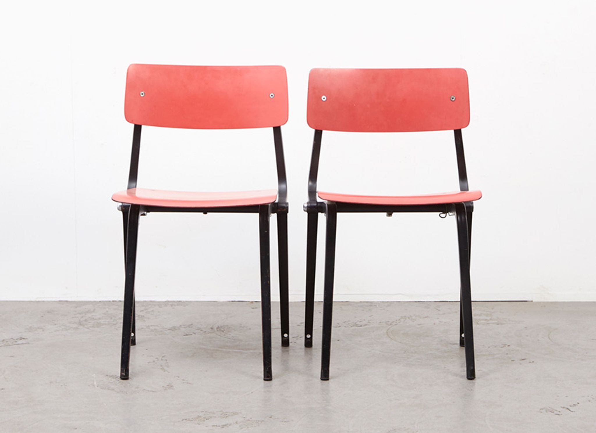 Pair of chairs by Friso Kramer for Ahrend de Cirkel 1953