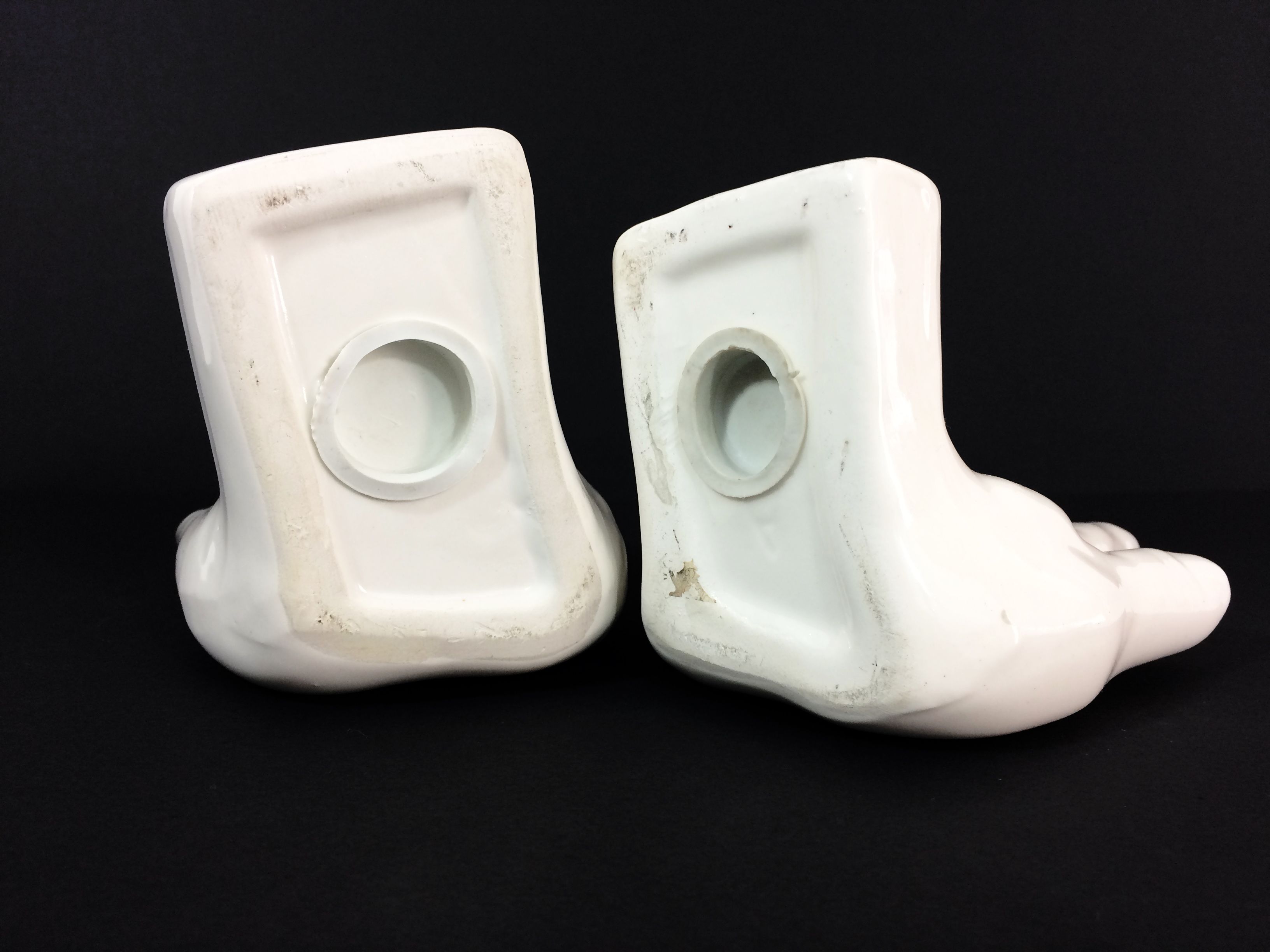 Pair of vintage bookends in white ceramic
