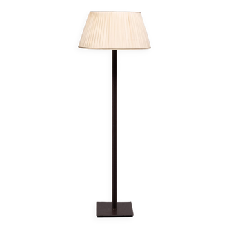 Stich Leather Floor lamp manufactured by SCE France