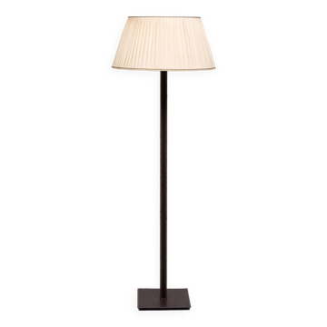 Lampadaire Stich en Cuir fabriqué par SCE France