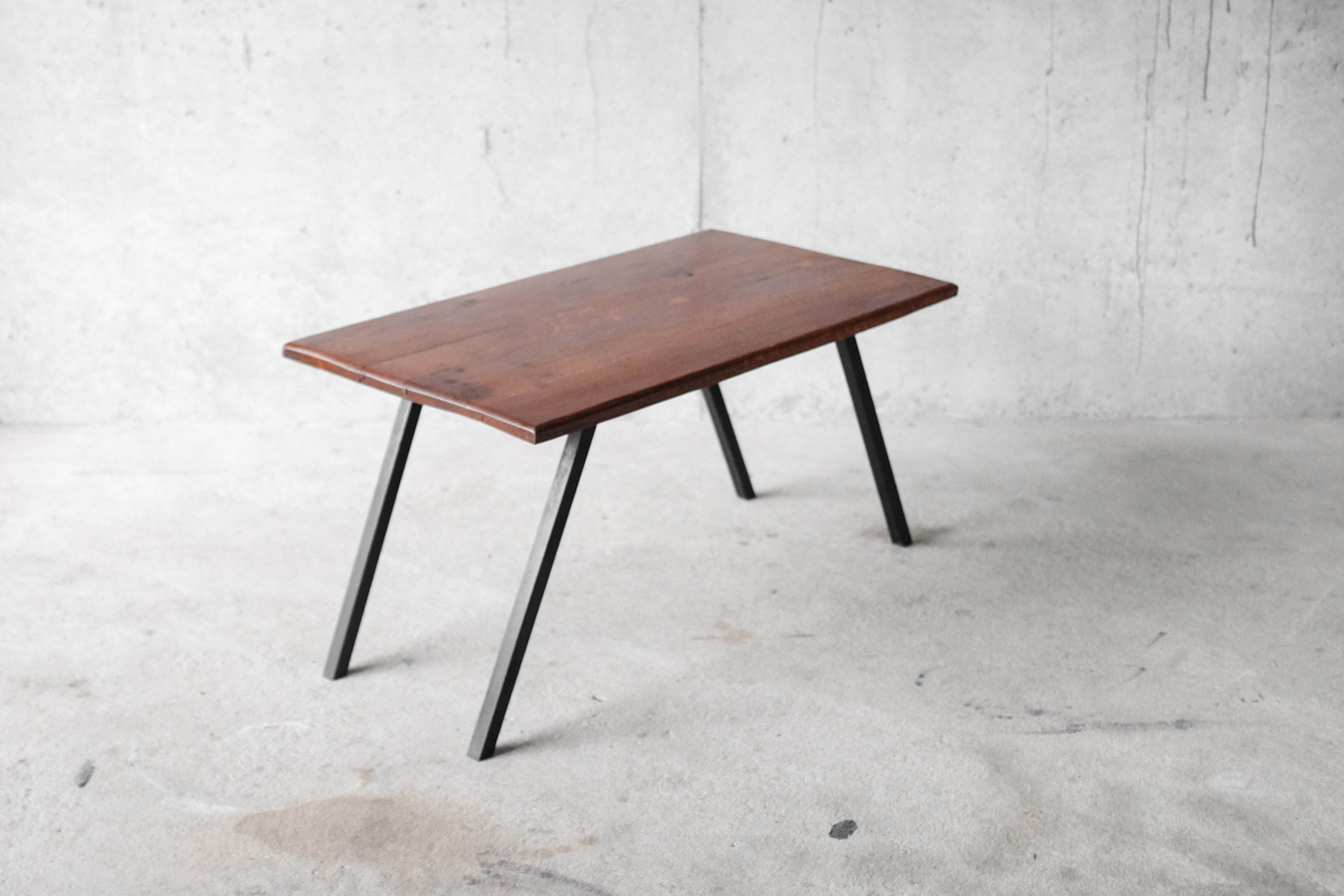Solid wood coffee table and metal feet-1960