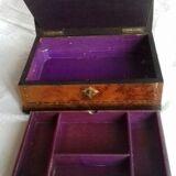 Old box row mail, jewelry, elm magnifying glass