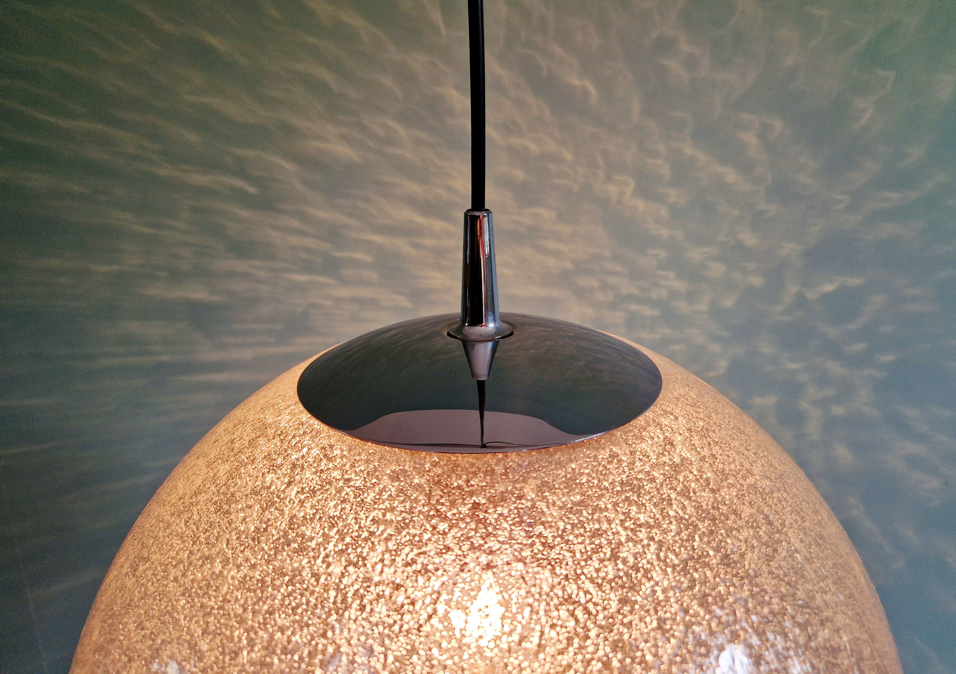 Suspension Space Age in blown bubble glass, Peill & Putzler, 1970
