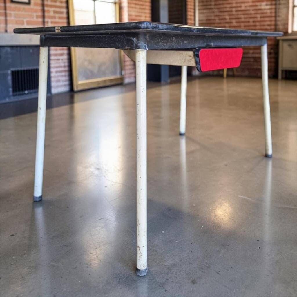 Vintage side table/desk in red formica.