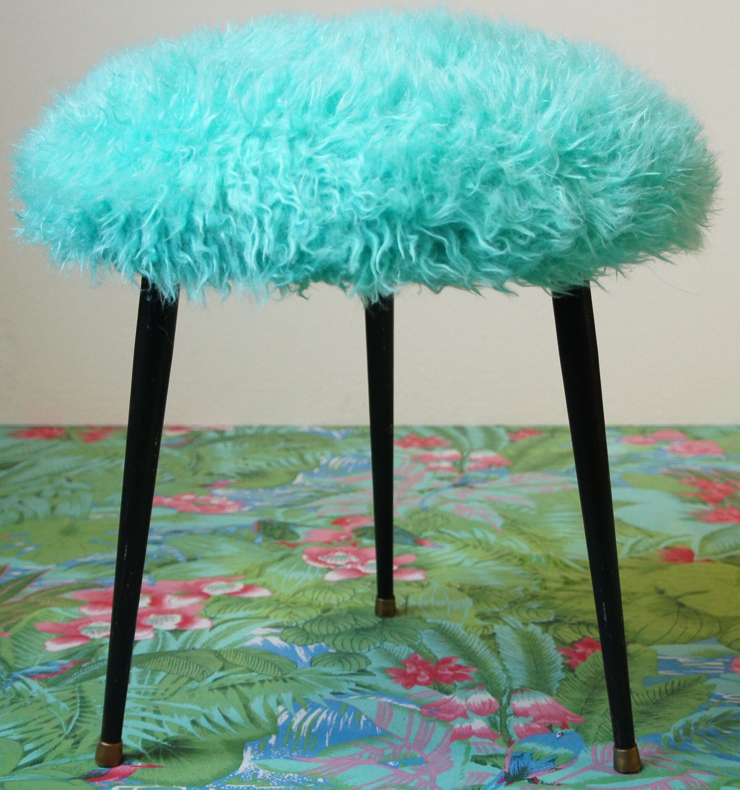 Tripod stool blue mint moumoute 1960