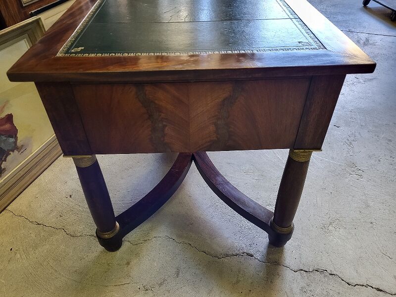 Bureau de style empire en acajou