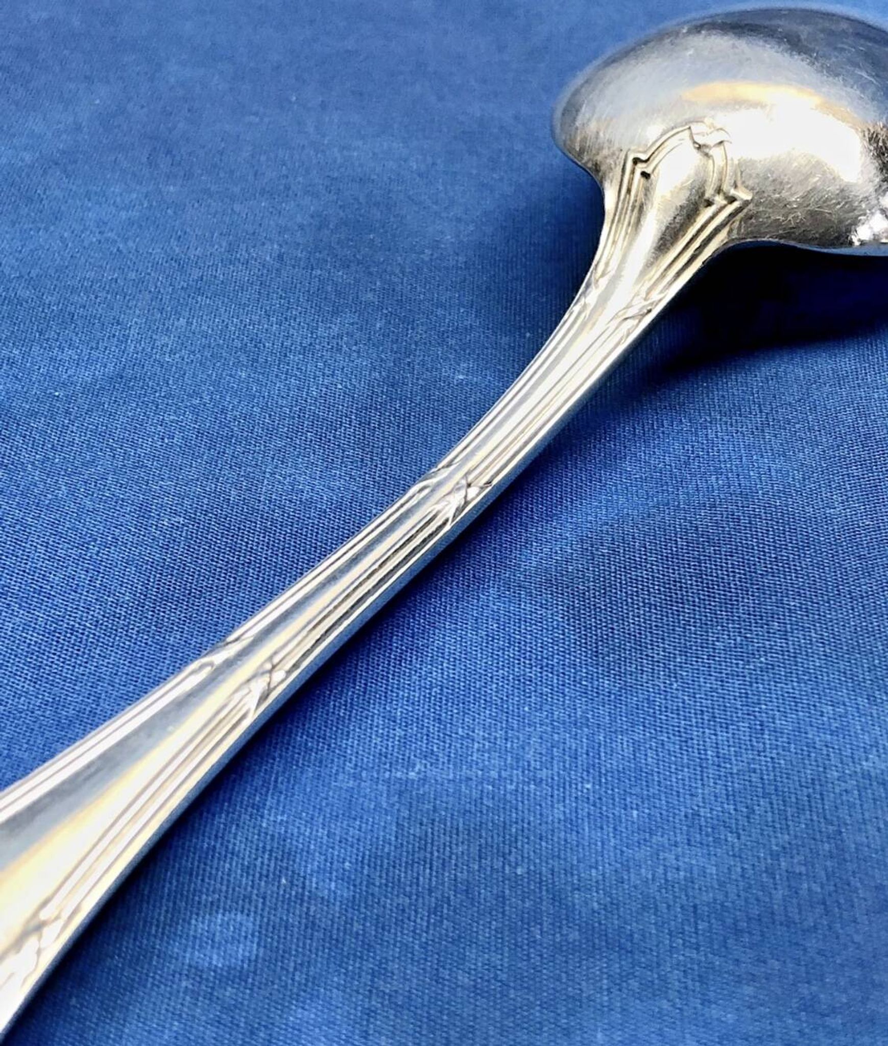 6 cuillères à soupe métal argenté Christofle modèle Rubans croisés