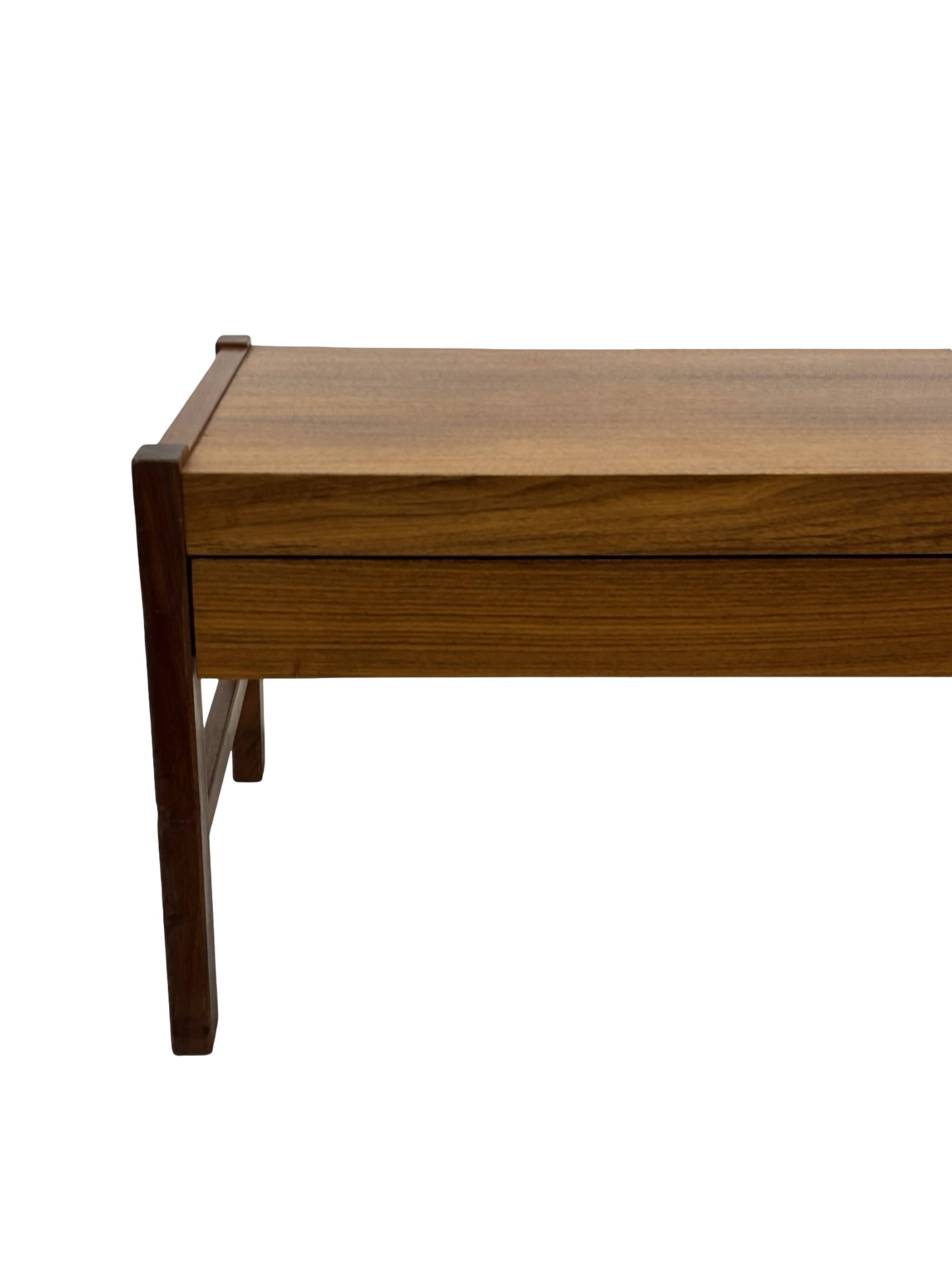 Vintage low sideboard with drawers 70's walnut veneer design