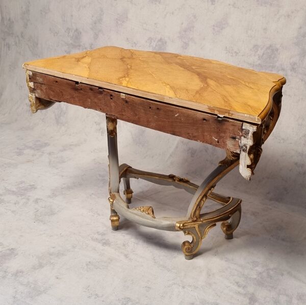 Console de style louis xv sur quatre pieds - bois laqué - 19ème
