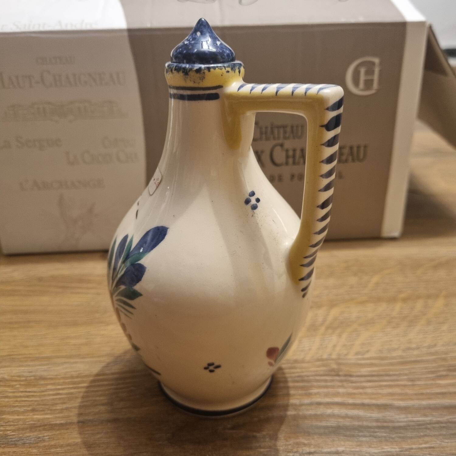Glazed ceramic vinegar jug Pichet Vinaigrier HB Henriot Quimper