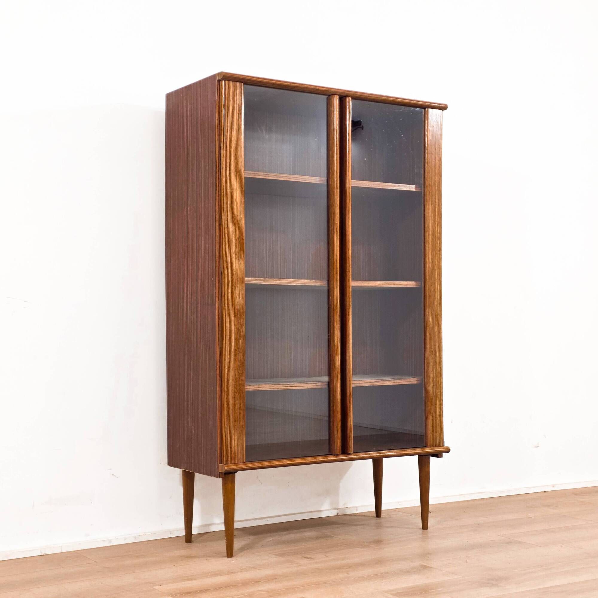 Bibliothèque vitrée scandinave en bois, années 1960