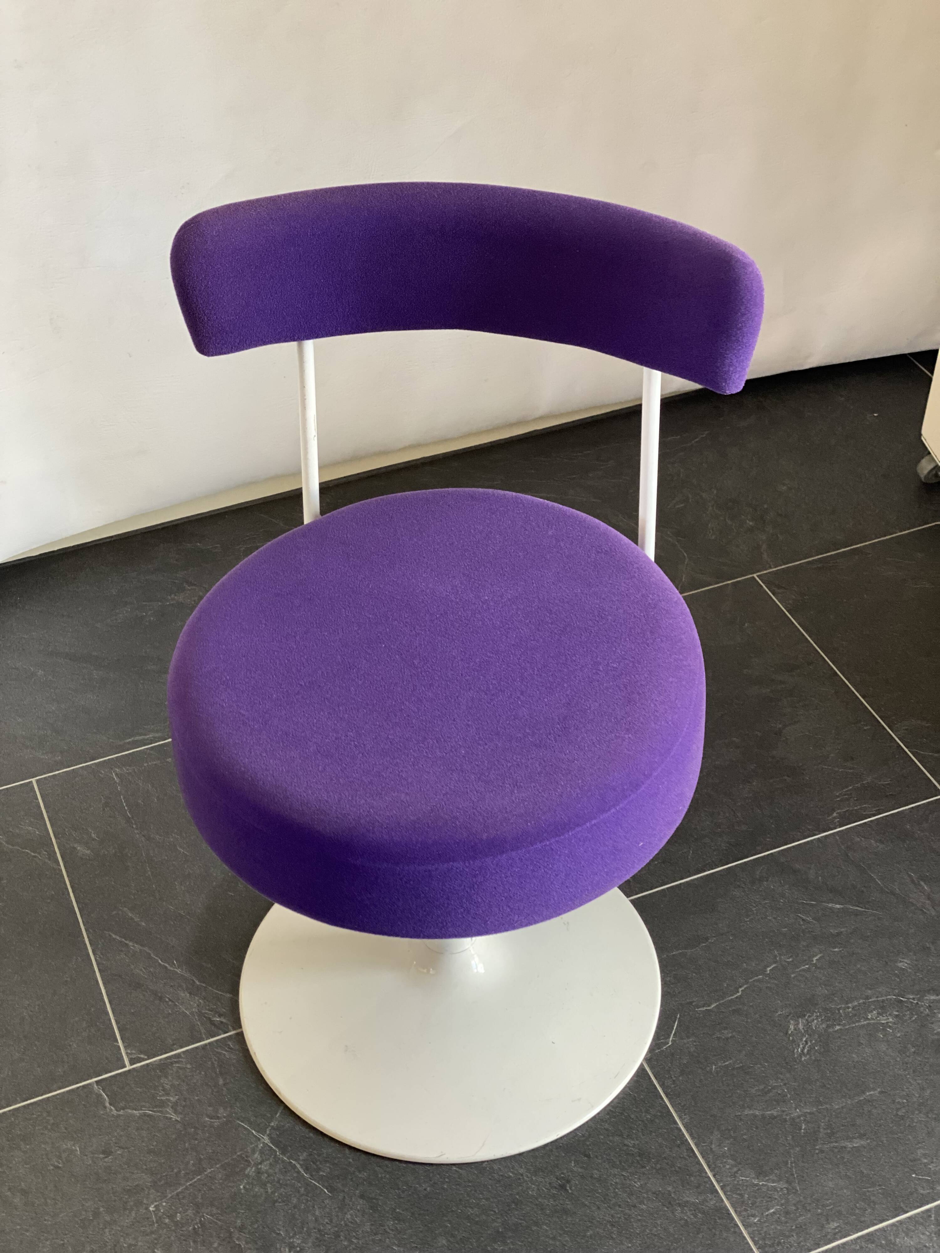 Vintage mcm space age tulip chair