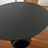 Knoll Saarinen black table diameter 107