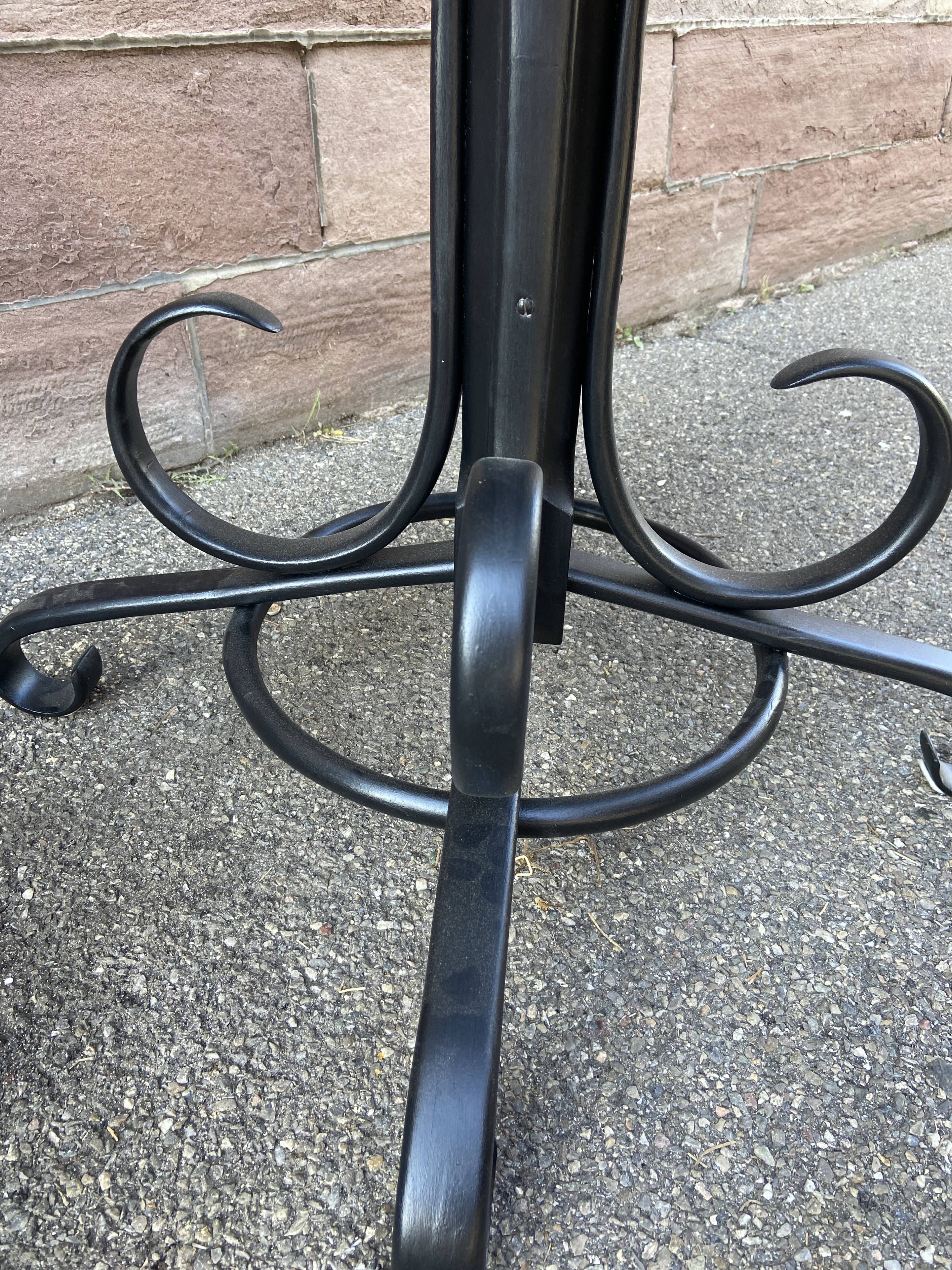 Side table table central foot pedestal table Art Nouveau style curved wood 1980s