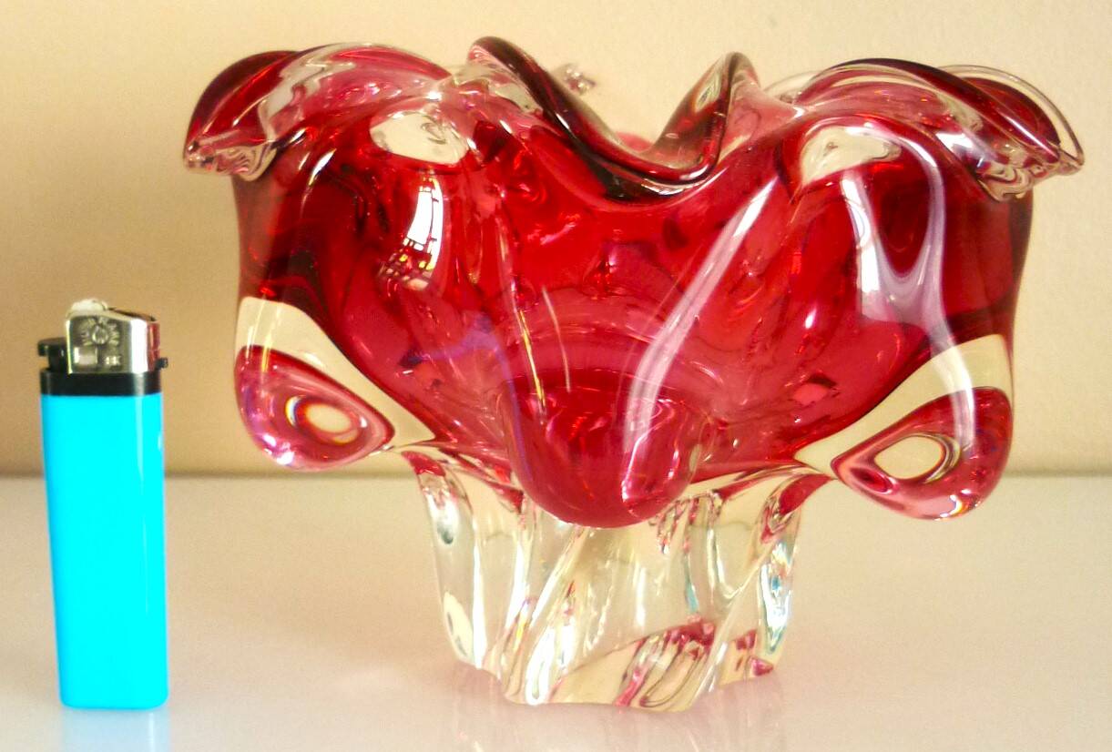 Vase, sculpture en cristal de bohème, années 60